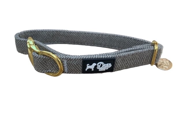 Dogs&amp;Co&reg; Hondenriem+Halsband+Strik en Poepzakjeshouder (4delig) Zand Tweed 