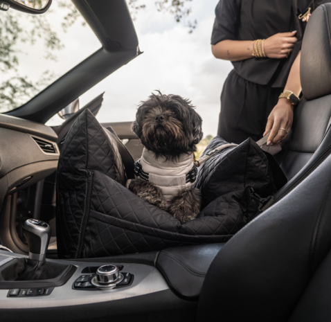  Dogs&amp;Co&reg;Luxe Honden autostoel  Royal+ Black Waterproof Quilt